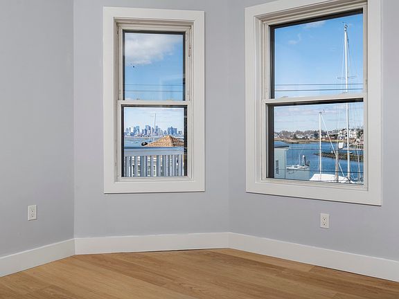 4th image of 566 Shirley St APT 6