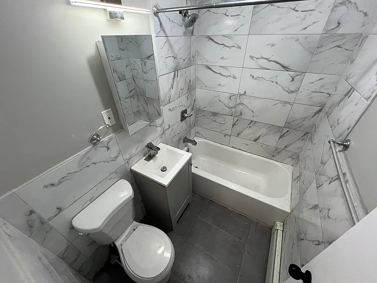 127 Wade St #17E — Photo 10