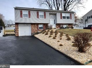 612 Haudie Ann Rd, Upper Chichester, PA 19061