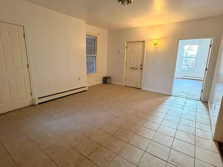 2508 5th Ave #1 — Photo 6