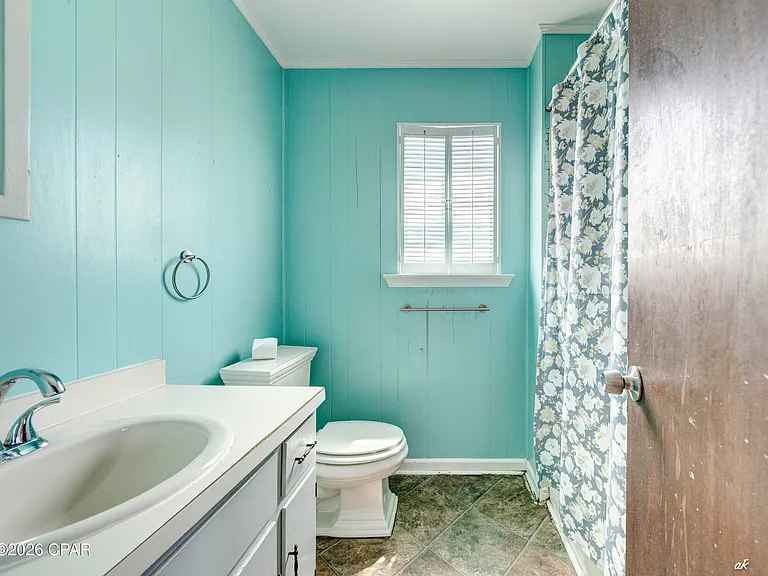 929 Marina Dr — Photo 16