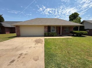 204 N 43rd St, Van Buren, AR 72956