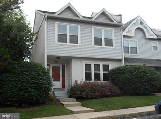 163 Barley Sheaf Dr, Norristown, PA 19403