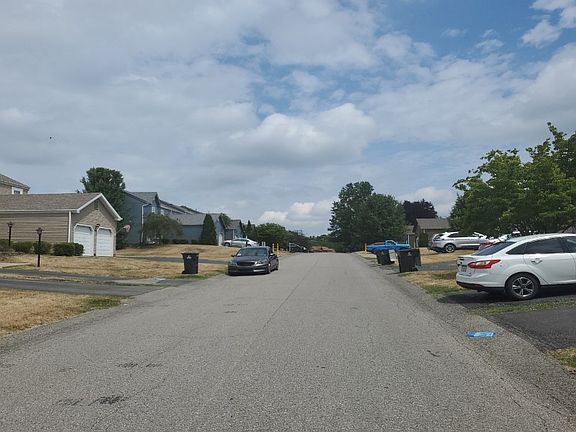 4th image of 898 Sunset Cir