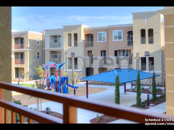 3rd image of 4720 Norris Canyon Rd #102