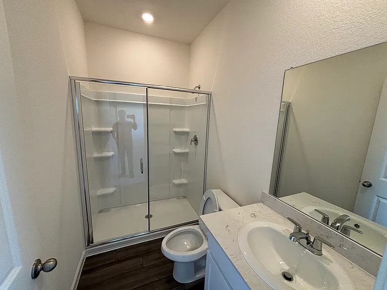 5512 Hastings Ln — Photo 9