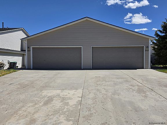 2nd image of 317 Hunters Way
