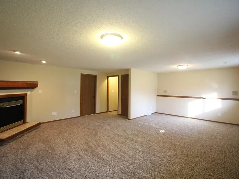 1670 Pleasantview Dr — Photo 19