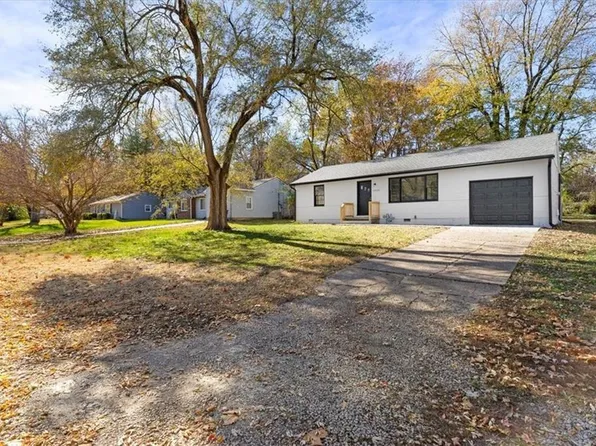 10524 Richmond Ave, Kansas City, MO 64134