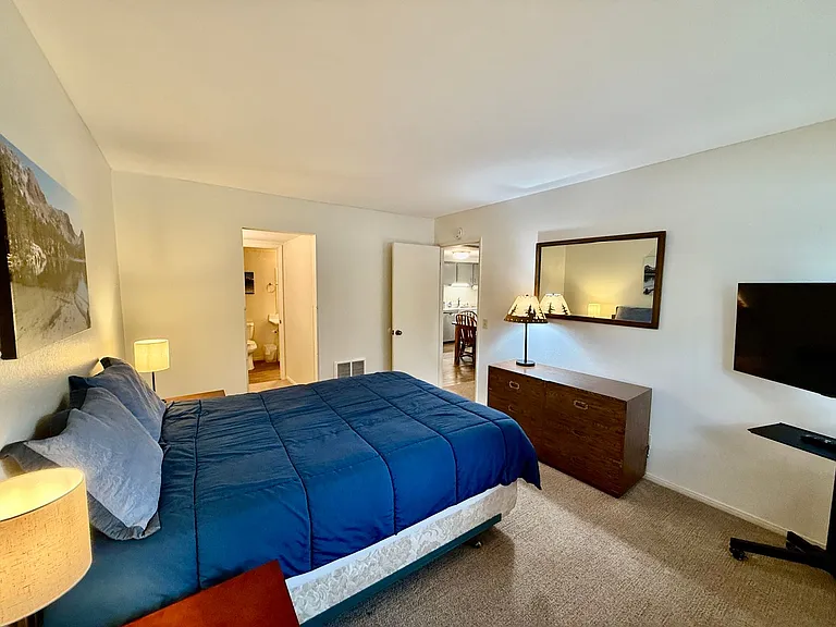 2289 Sierra Nevada Rd — Photo 25