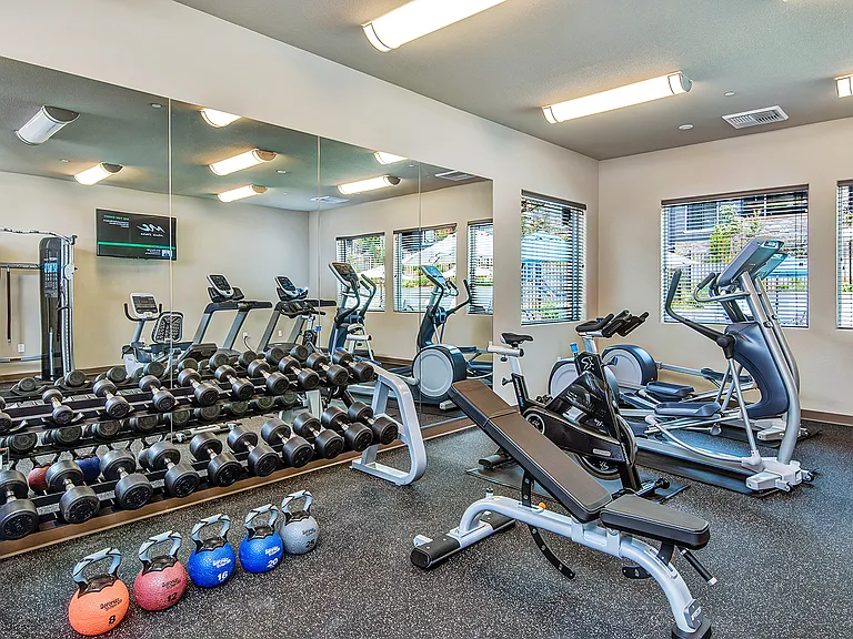 Canyon Oaks Luxury Apartments — Photo 6