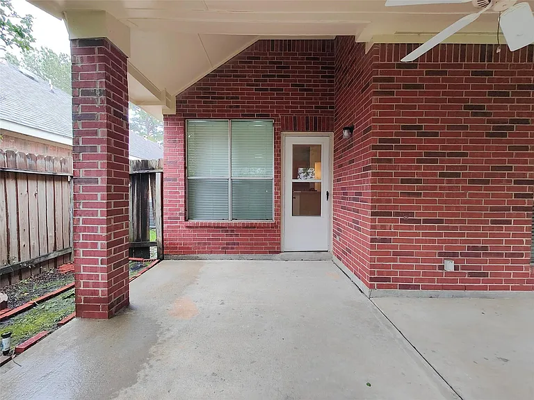 7127 Bristol Ridge Dr — Photo 2