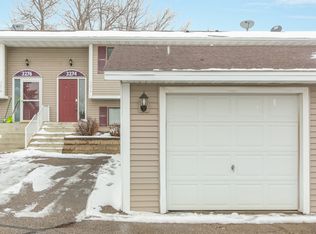 3274 Dodd Ln, Eagan, MN 55121