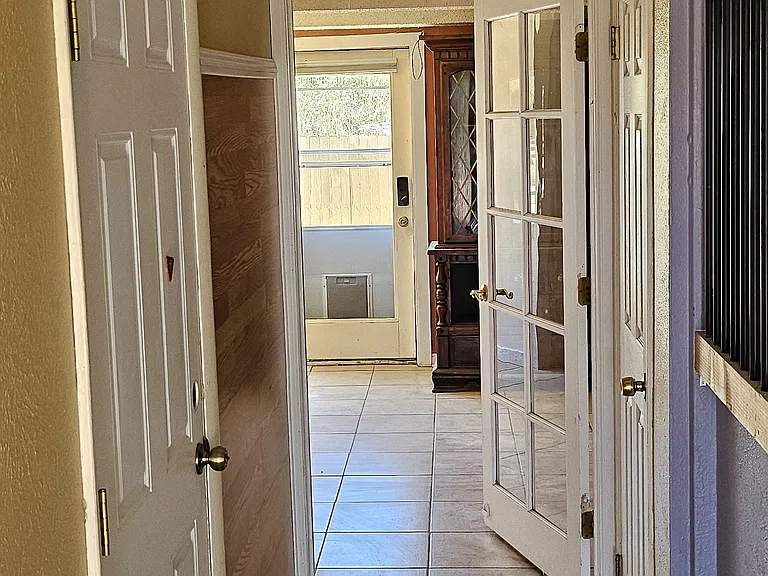 4206 Loomis Ave — Photo 12