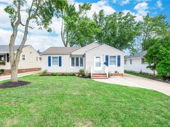 138 The Mall, Berea, OH 44017