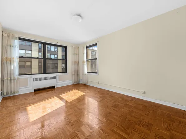 98-34 63rd Drive image 5 of 10