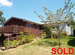 30431 Pine Ln, Girard, IL 62640