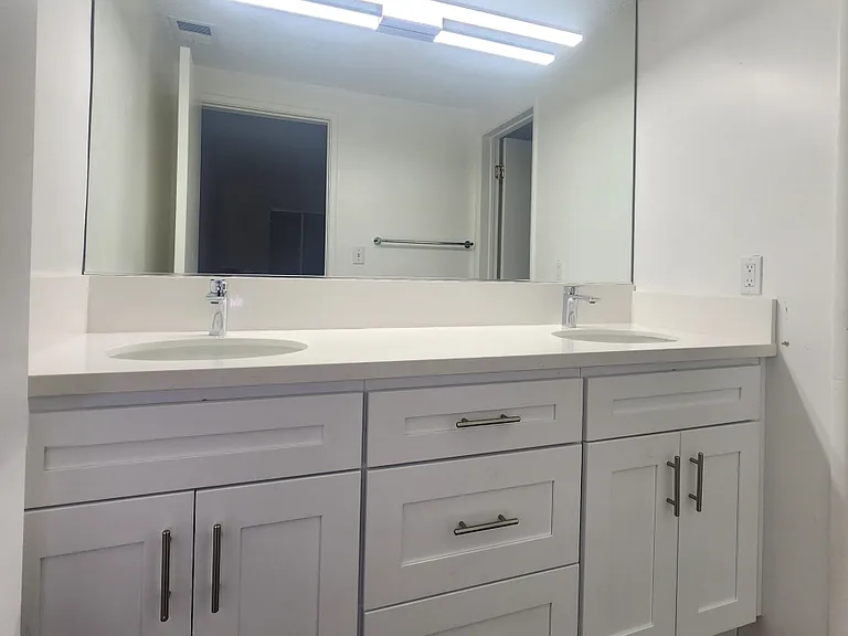 10323 Missouri Ave #1 — Photo 10