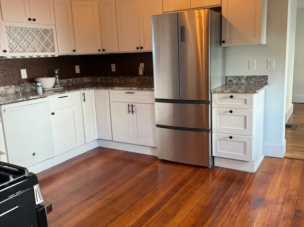 (undisclosed Address), Somerville, MA 02145