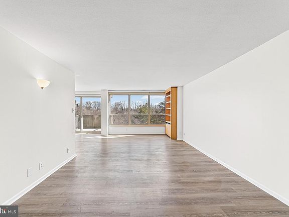2nd image of 1001 City Ave #W-617