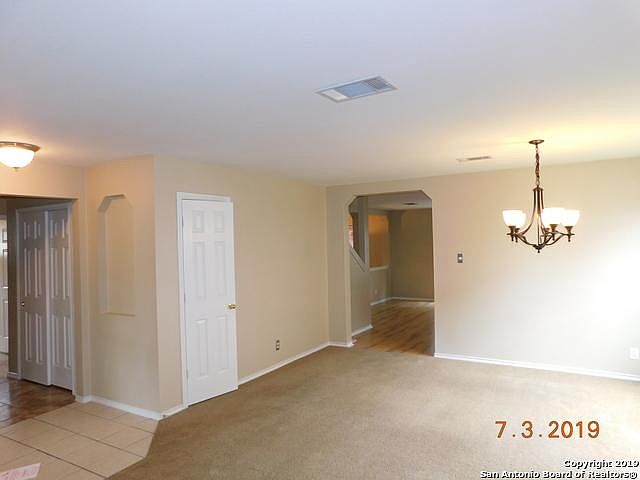 1st image of 125 N Willow Way