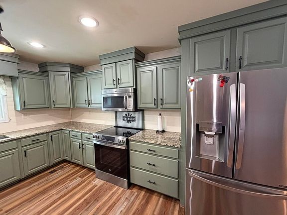 4th image of 635 Moriah Church Rd