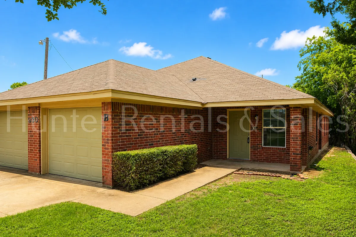Building Photo - 930 Ramblewood St #B