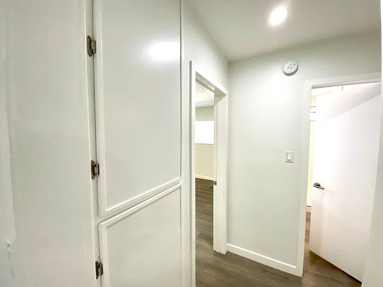 3666 Watseka Avenue — Photo 12