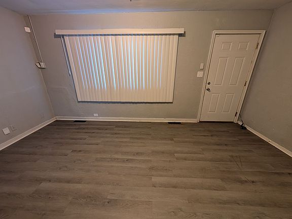 4th image of 1318 N Meade St