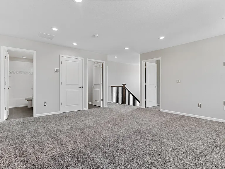 490 W Ridge Cir — Photo 25