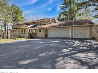 9 Mill St, Raymond, ME 04071