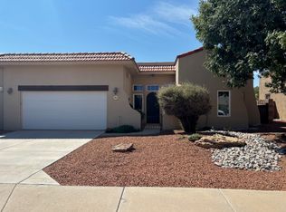 363 Taylor Rd NE, Los Lunas, NM 87031