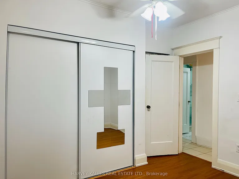 218 Heath St W #2 — Photo 14