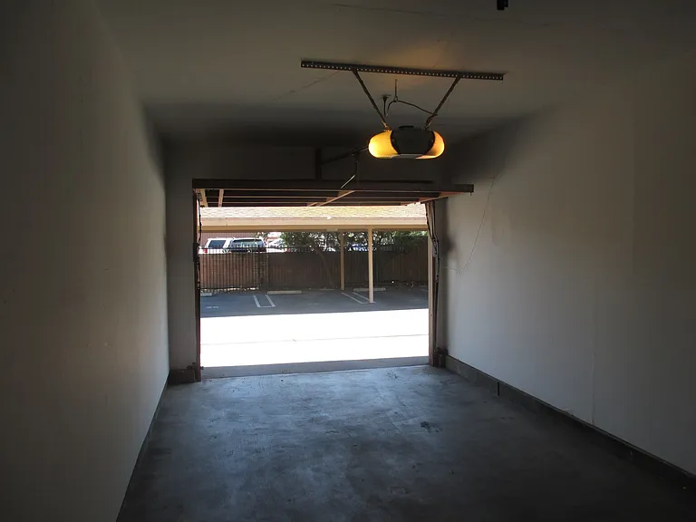 24 Village Circle Dr — Photo 11