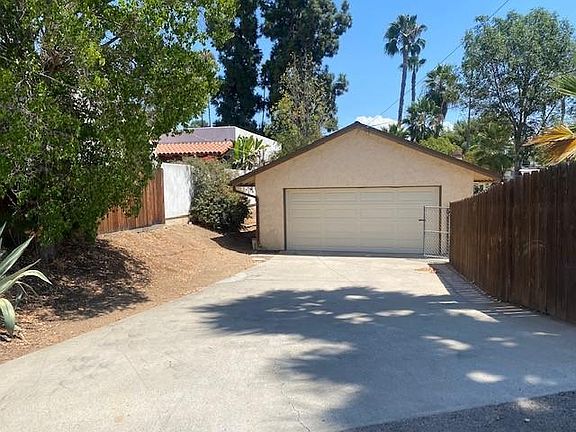Driveway and garage via alley access