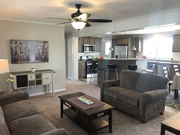4th image of 101 Woods Edge Dr #273