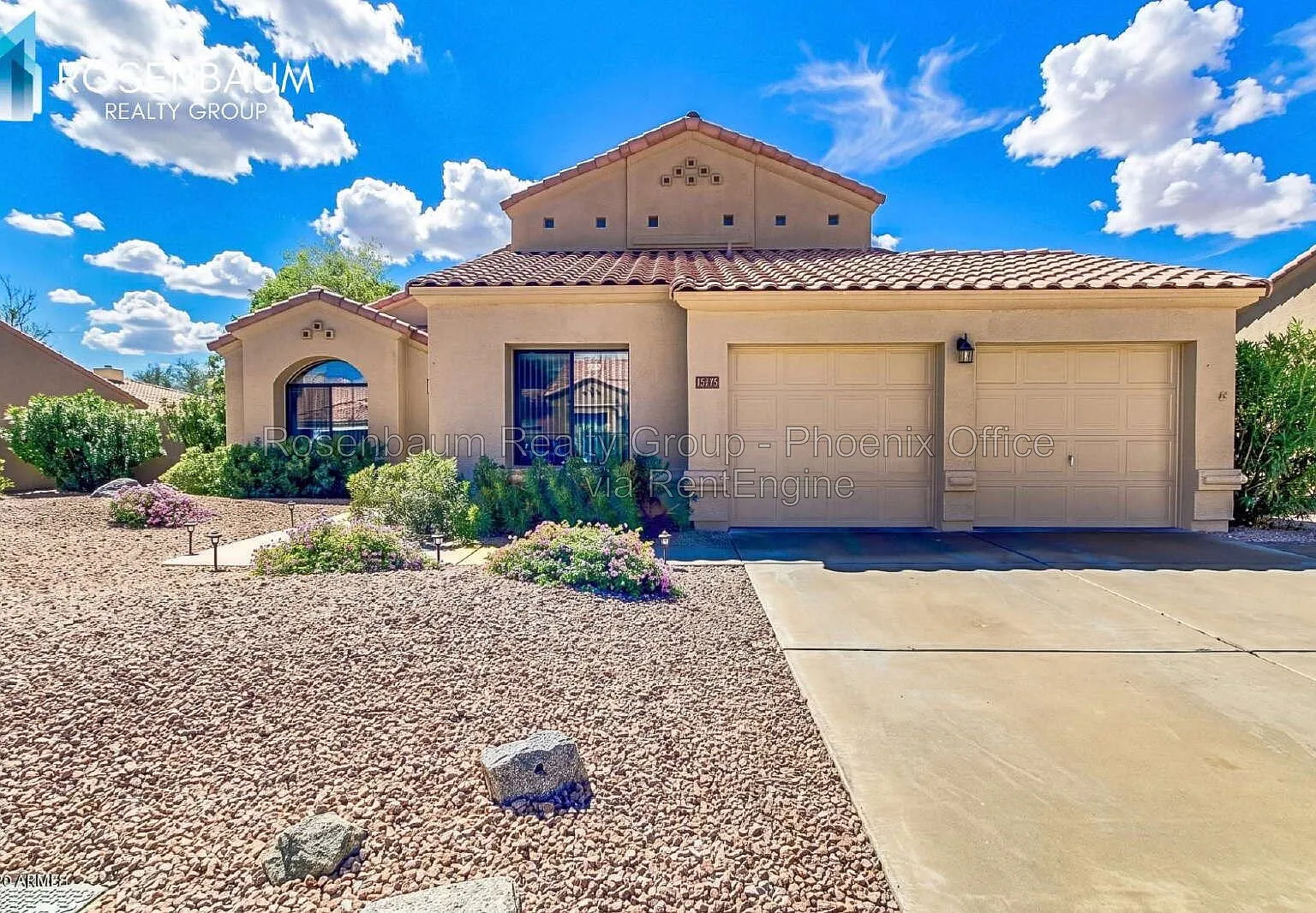 4 bed, 3.0 bath, 2438 sqft, $3,250 — Photo 2