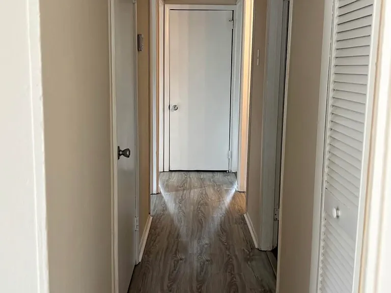527 Price St — Photo 8