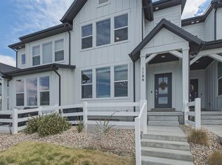 1166 W Early Light Way, Bluffdale, UT 84065