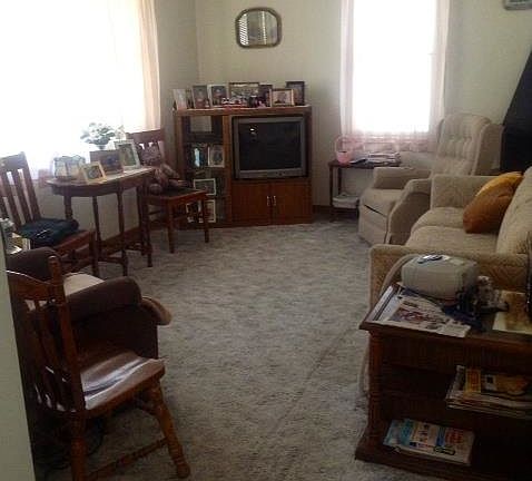 4th image of 207 Haarfager Ave N