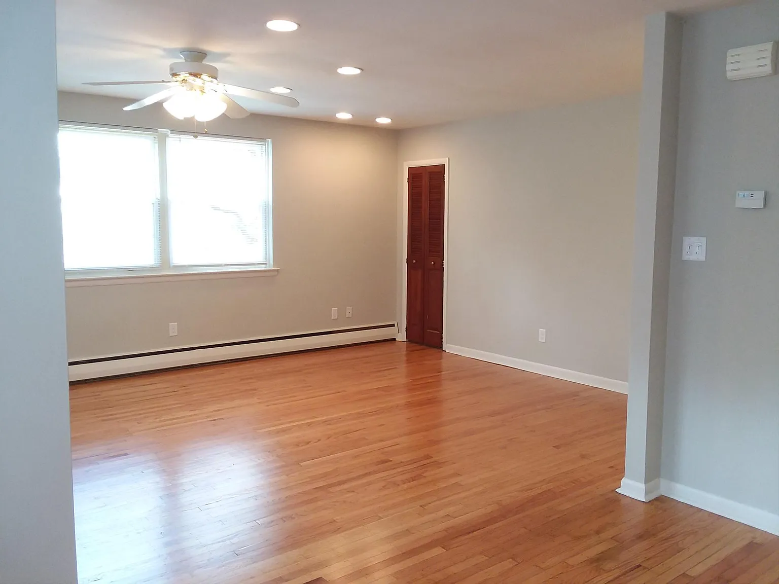 2 bed, 840 sqft, $1,700 — Photo 3
