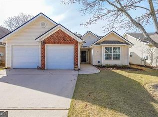 6 Belltree Cir, Newnan, GA 30265