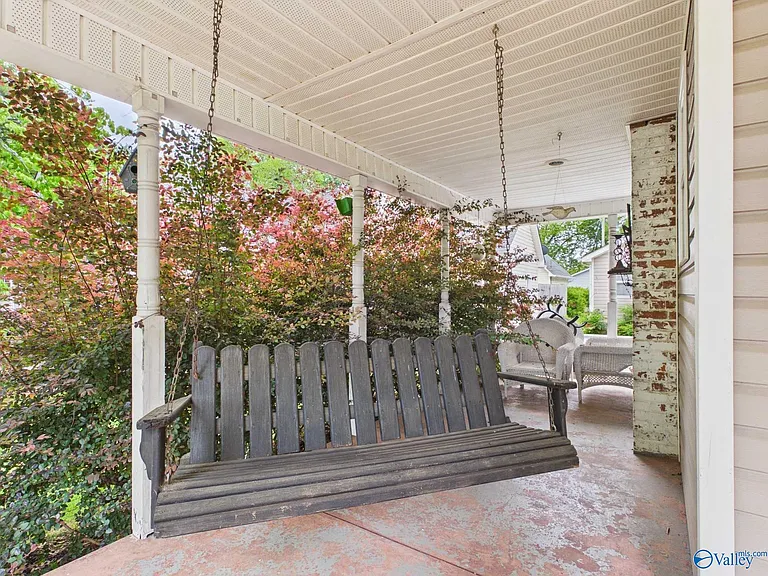 501 Prospect Dr SE — Photo 39