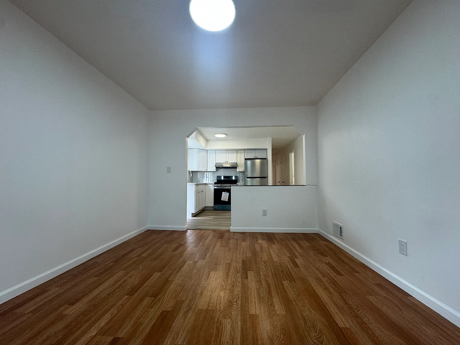 2 bed, $2,500 — Photo 4