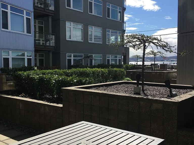 Private Patio!
