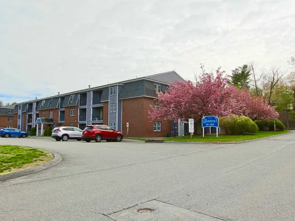 84 Bluestone Drive, Nashua, NH 03060