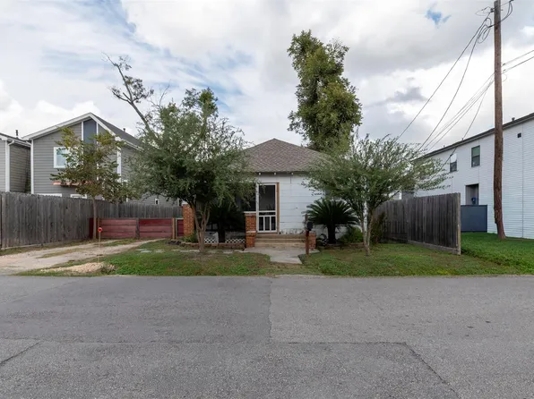 121 E 32nd St, Houston, TX 77018