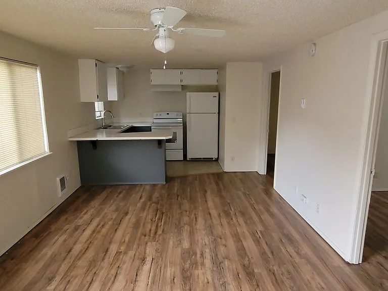 1260 NE Purcell Blvd #22 — Photo 4