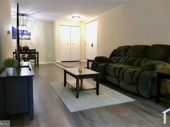 13135 Dairymaid Dr, Germantown, MD 20874