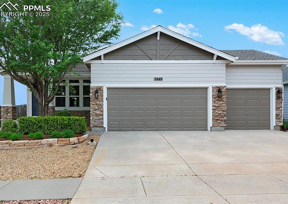 1st image of 7445 Amberly Dr